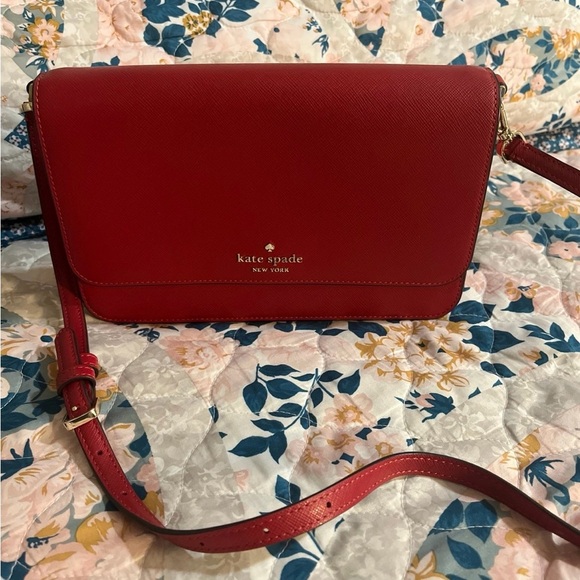 Kate Spade Vibrant Red Crossbody Bag - Picture 1 of 7